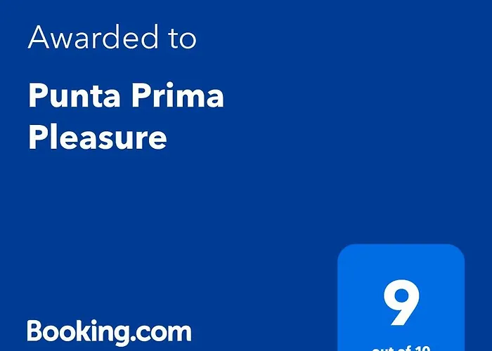 Punta Prima Pleasure With Private Parking In A Gated Community Close To The Beach
