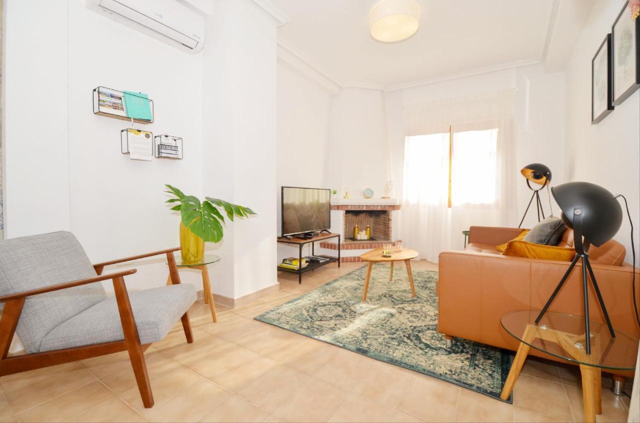Apartment Punta Prima Pleasure With Private Parking In A Gated Community Close To The