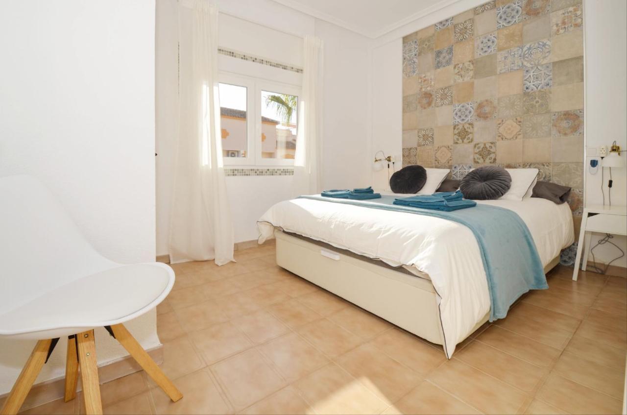 Apartment Punta Prima Pleasure With Private Parking In A Gated Community Close To The *